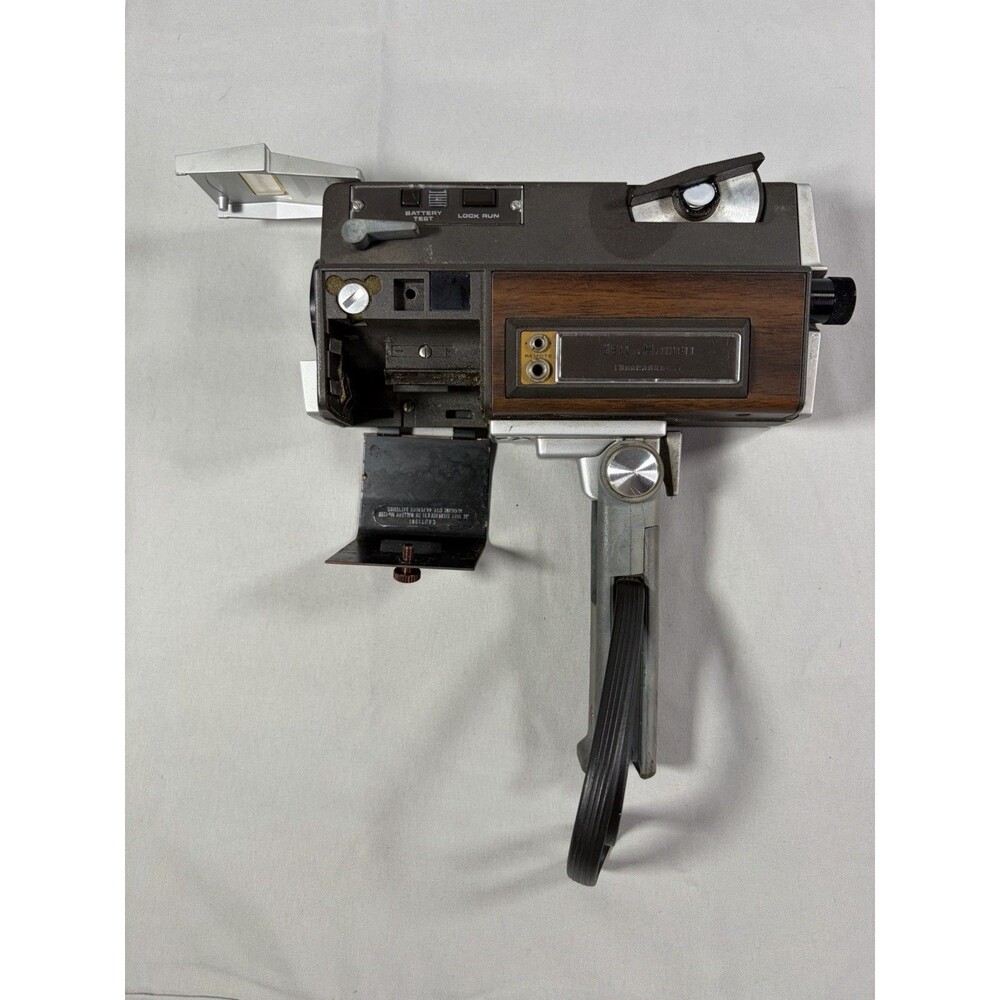 Vintage Bell & Howell 442 Filmosound 8 Super 8 Film Movie Camera Untested